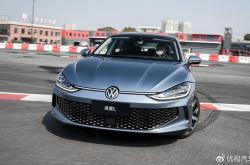 Stellantis India开发人工智能汽车座舱 可根据用户需求提供建议