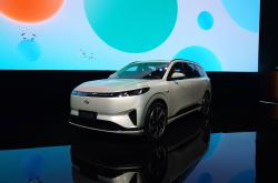 2026款东风奕派eπ008五座版上市 售价16.99-18.16万