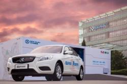 为极狐谋长远发展，北汽蓝谷携手宁德时代和小米共建电芯工厂