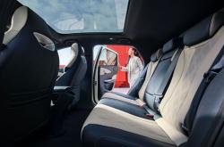 比亚迪海豚荣耀版上市 售价9.98-12.98万元