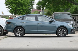 大众朗逸新锐出众款上市 售7.999万元起