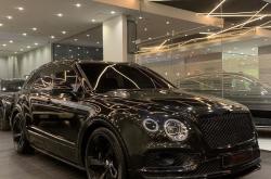 全方位黑化 宾利添越S炫黑版官图发布