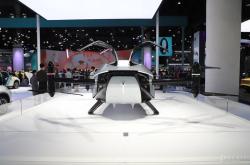 明日星舰、陆地航母、双足机器人 小鹏科技日亮点十足