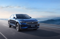 岚图FREE 318正式上市 售价为22.89-26.69万