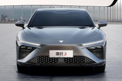 哪吒S猎装车实车图发布 预计7月上市