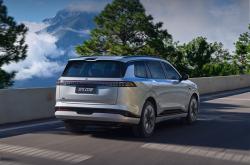 东风奕派eπ008六座Ultra版正式上市 售价为22.16万