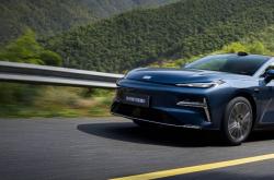 吉利银河星耀8开启预售 预售价13.98-17.38万