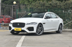 2025款奥迪A7L正式上市 售价41.87-66.62万