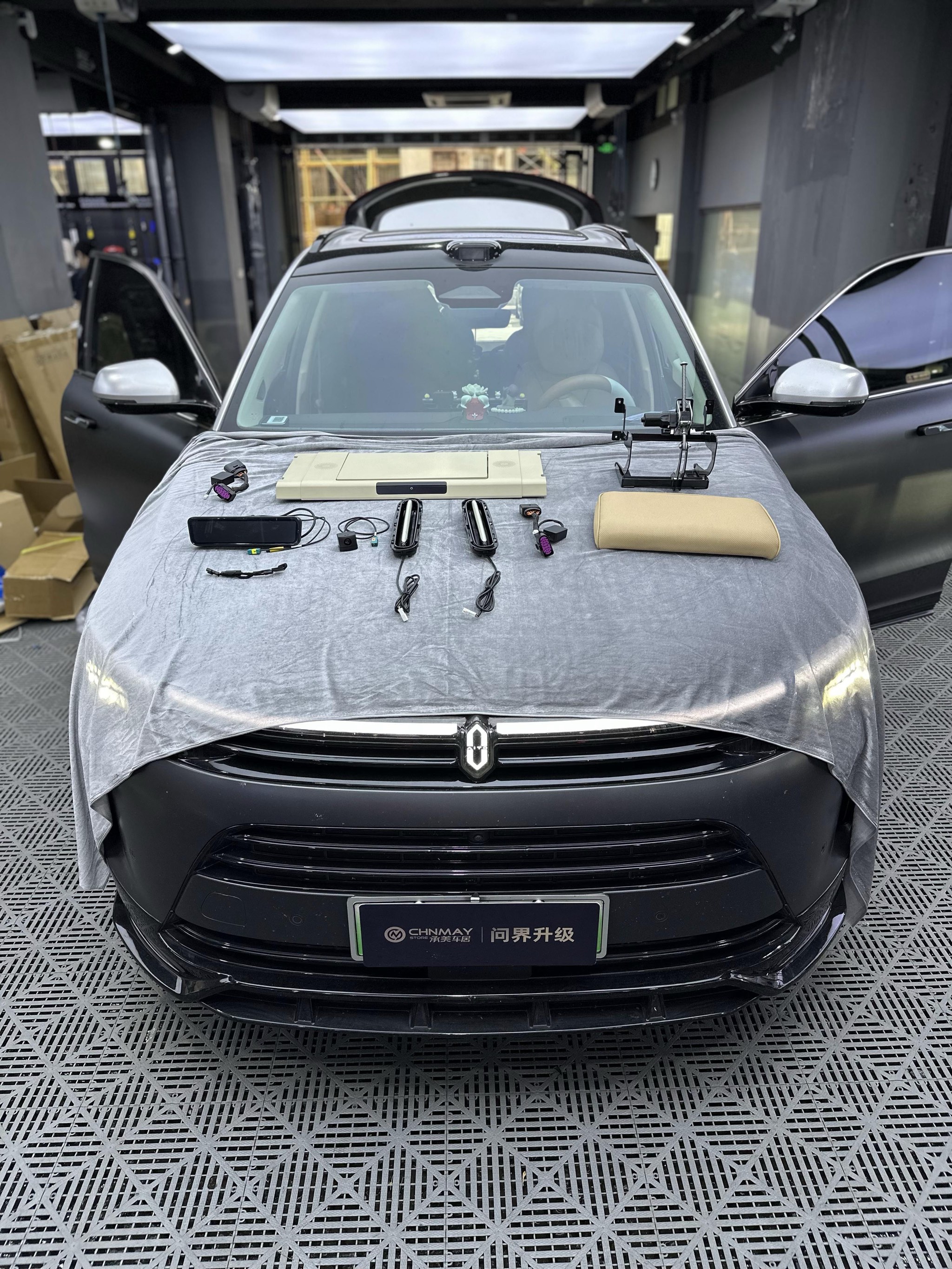 跟问界M8设计相当但更便宜！全新问界M7这是要卖爆？