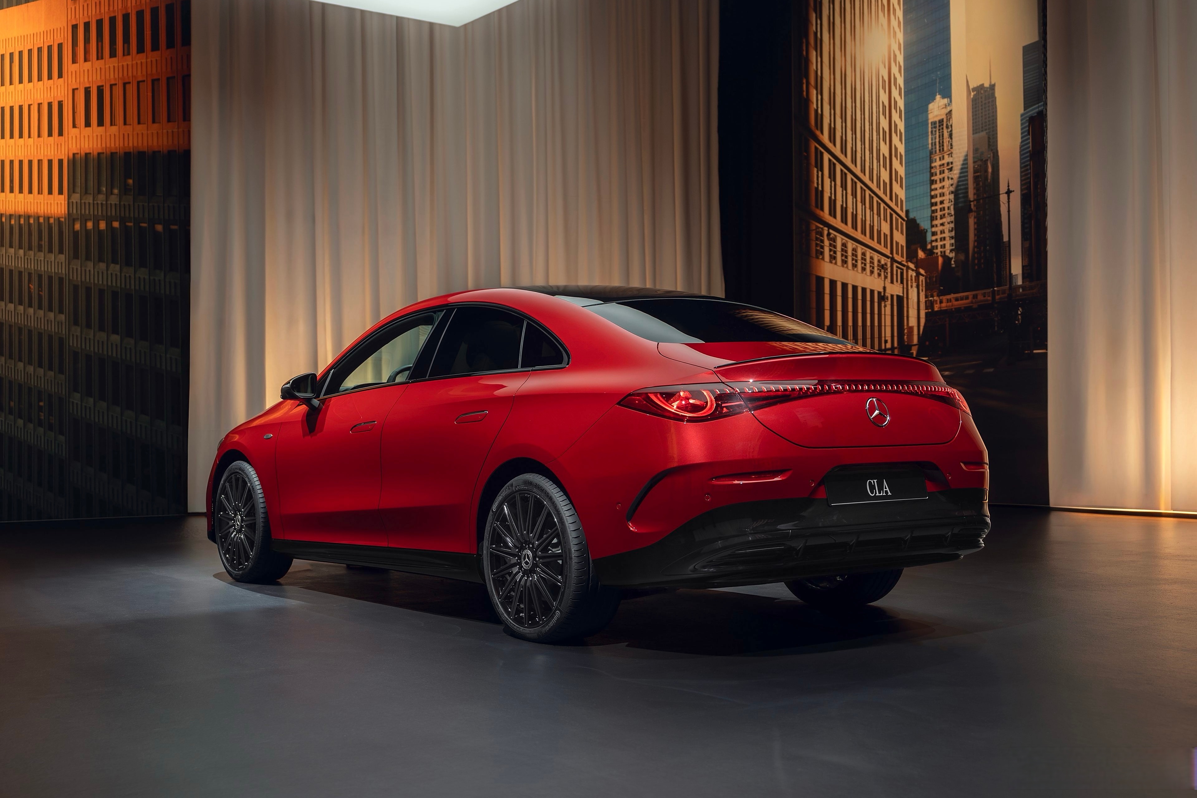 全新纯电奔驰CLA将11月5日上市 预售价25.9-29.9万