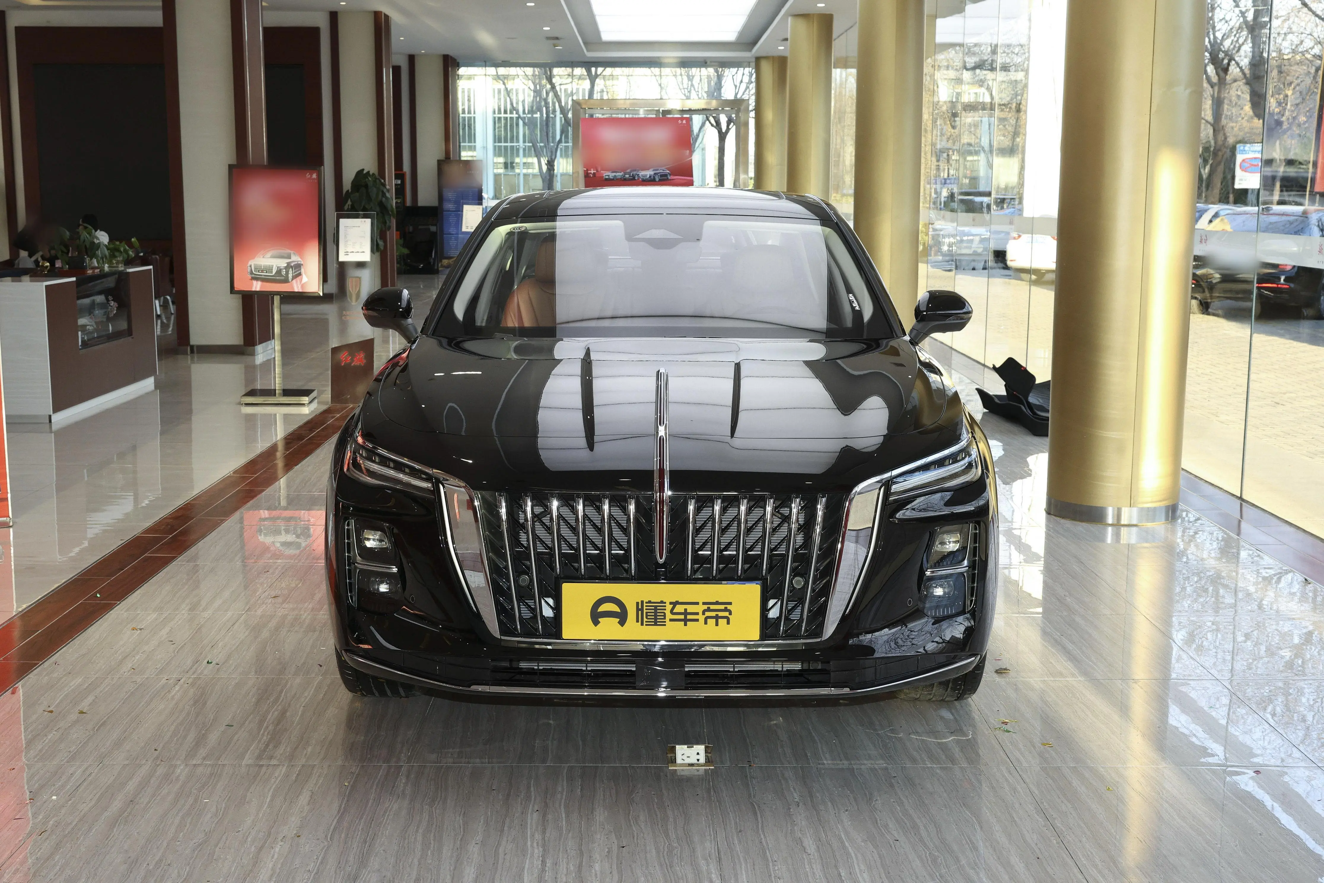 红旗HS6 PHEV开启盲订 搭载1.5T插混