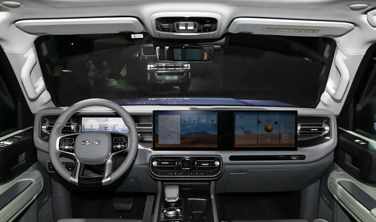 北京越野BJ40增程元境智行版上市 售价20.48万