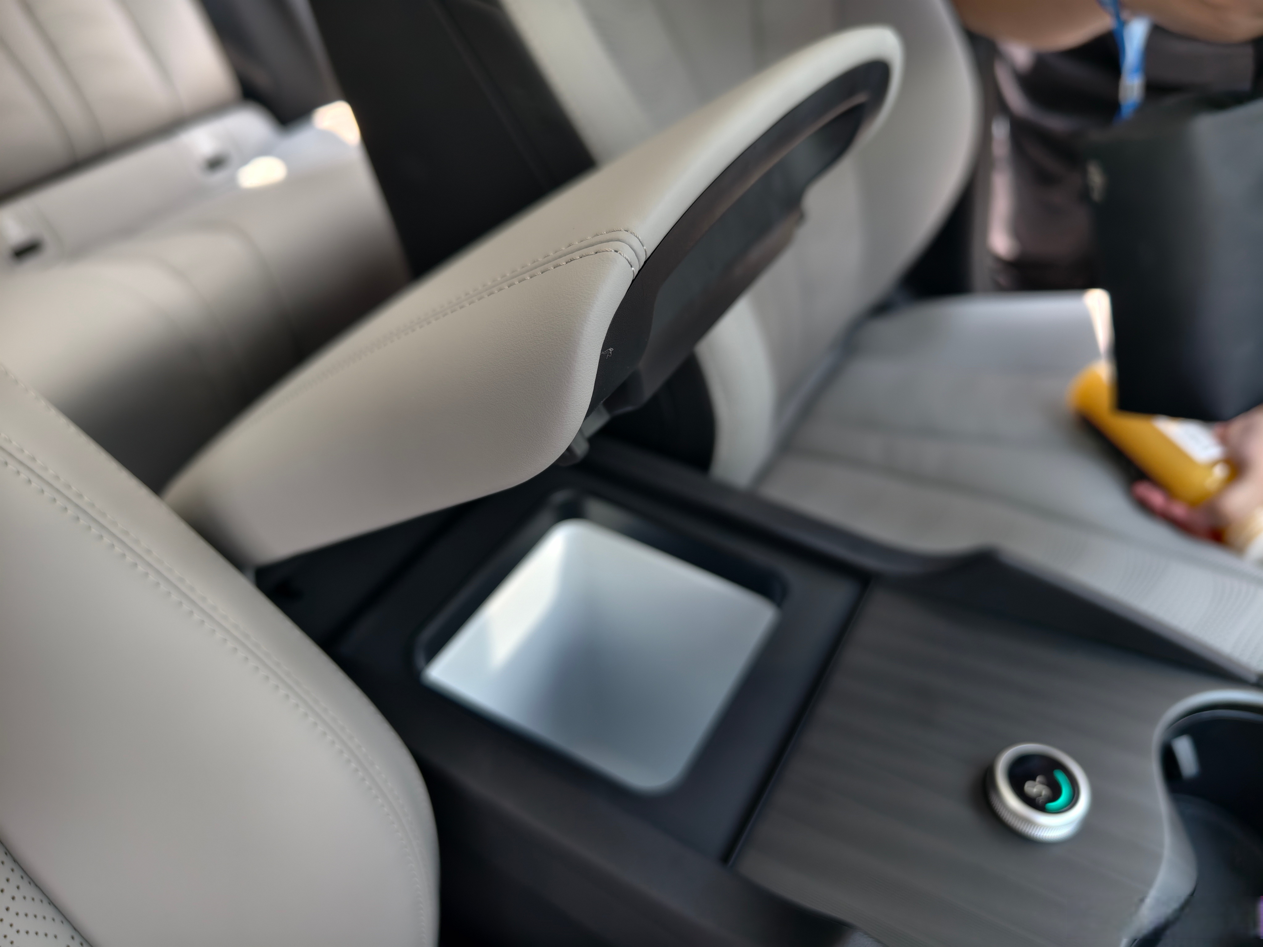 比亚迪海豹06 DM-i 超享版上市 售价9.68-10.68万