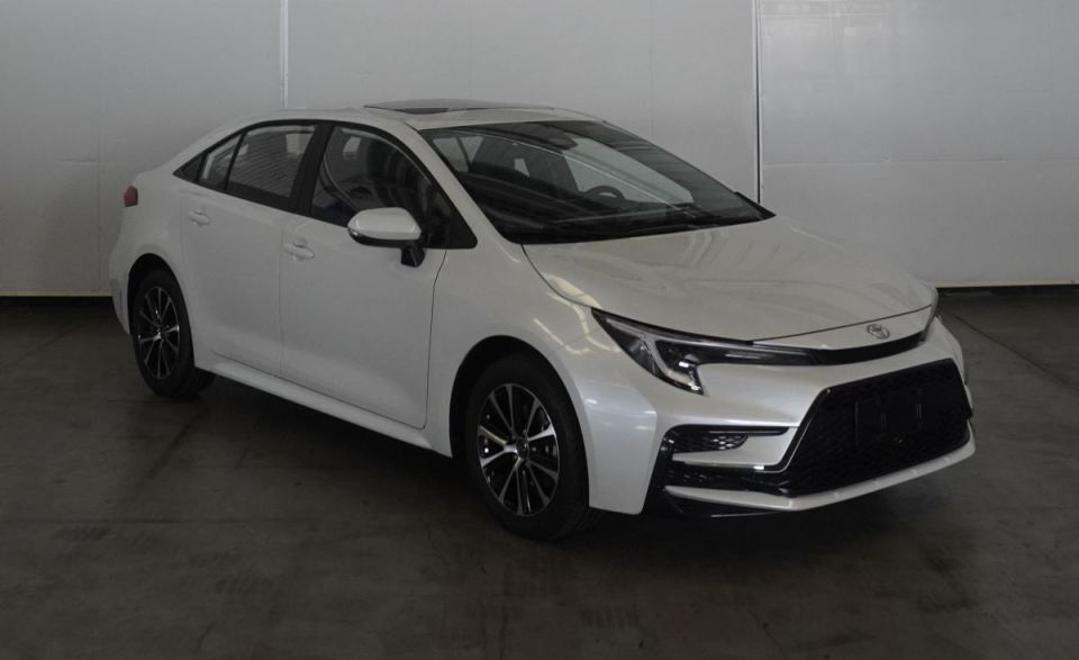 广汽丰田雷凌L官图发布 换装全新内饰