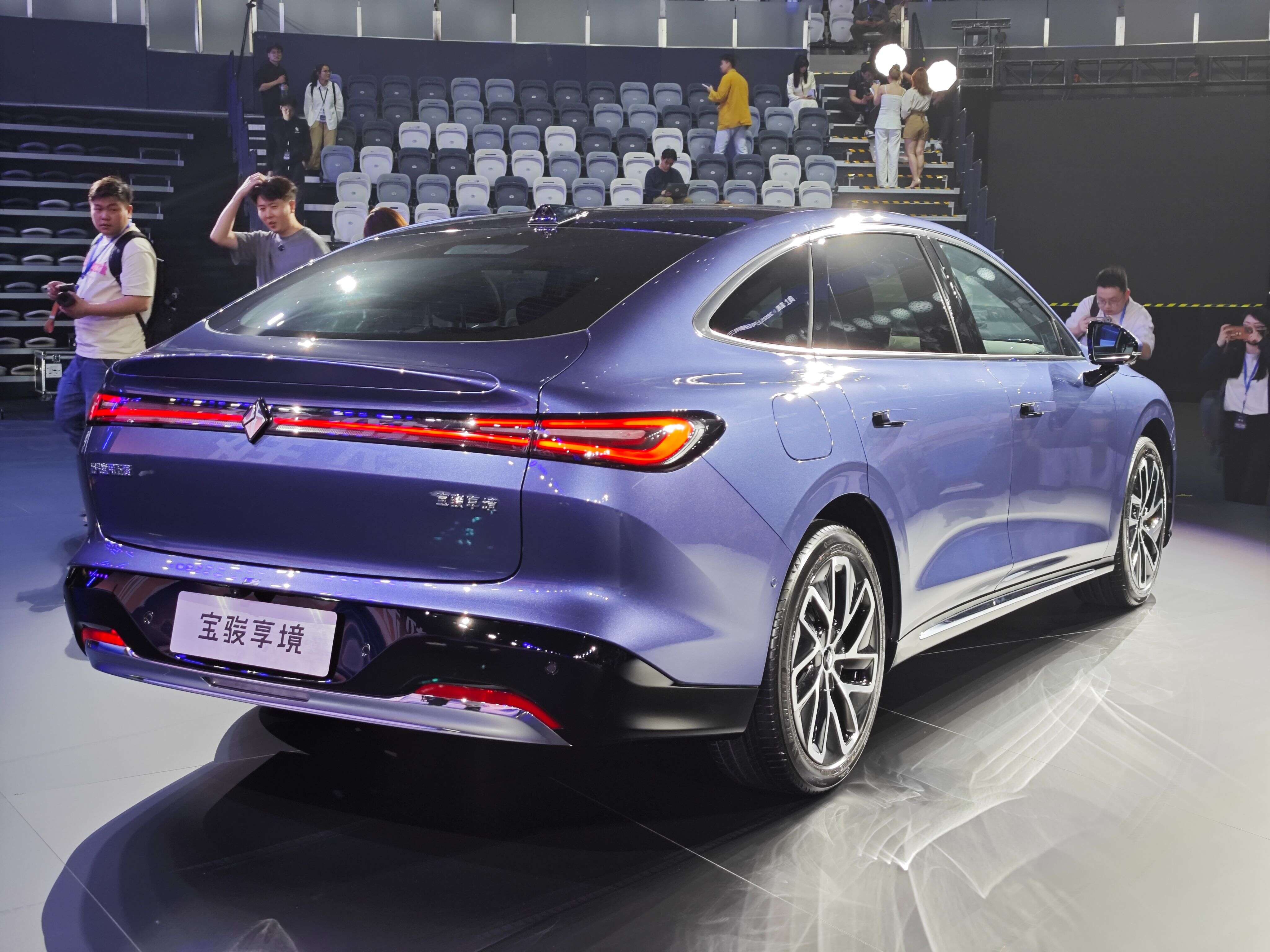 宝骏华境S官图发布 将2026年上半年上市